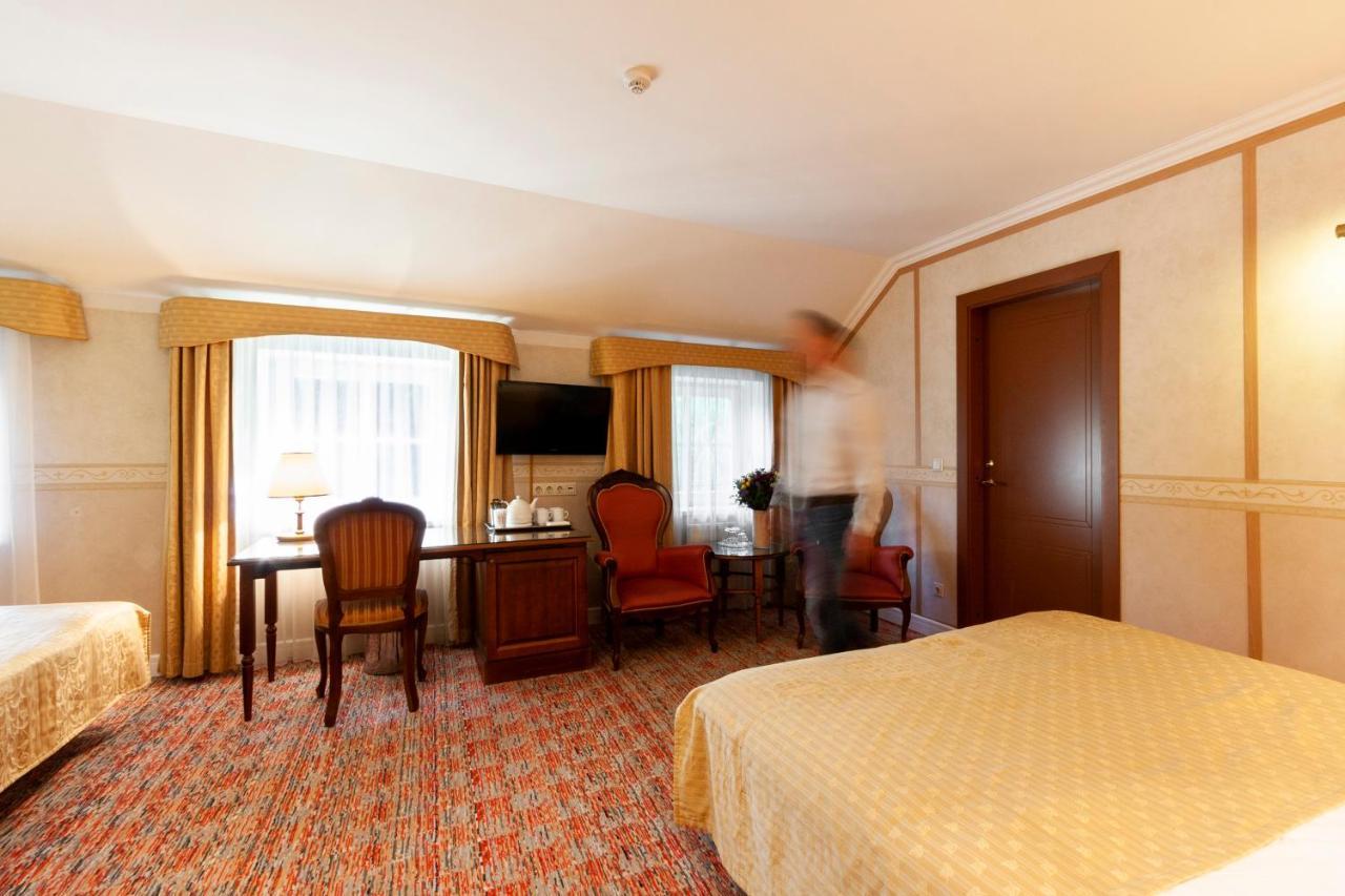 Story Inn Self Check-In Hotel Вильнюс Экстерьер фото