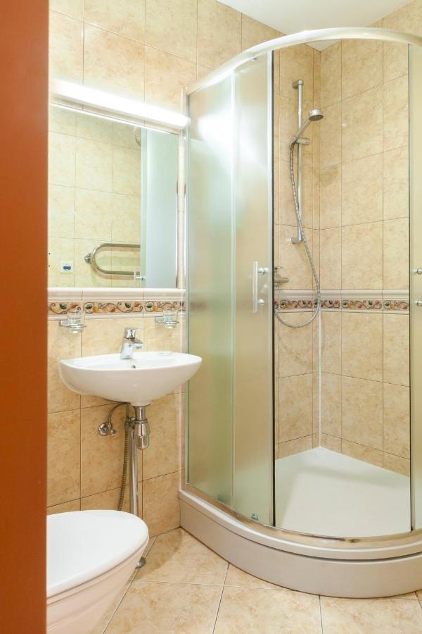Story Inn Self Check-In Hotel Вильнюс Экстерьер фото